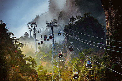 男女上床APP：在雨滴与暖光中，聆听城市心跳的同乘时光-2