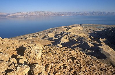 ssis-872初体验三上悠亚:虚拟偶像车手引爆热潮,全新竞速游戏动态天气与深度改装系统获好评-2