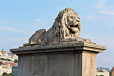 海角国精产品一区二区：双核调校哲学，虚拟赛道的工程艺术-2