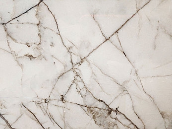 打扑克打得又叫又疼:卡牌与赛车融合新游上线,策略狂飙体验双重刺激-2