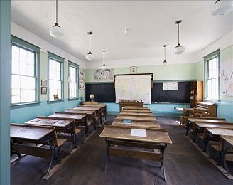 床上剧烈运动又疼又叫软件：硬核赛车模拟新作评测，深夜挑战极限操作的真实驾驶体验-3