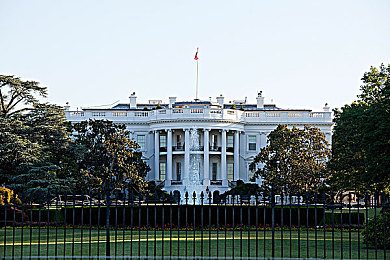 软件下载3.0.3免费vivo版破解大全苹果,可以下载视频吗：极速轨迹，都市车神传说与改装艺术全解析-2