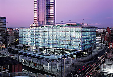 流氓软件入口：当赛车遭遇黑客攻击，极速骇客上演虚拟都市攻防战