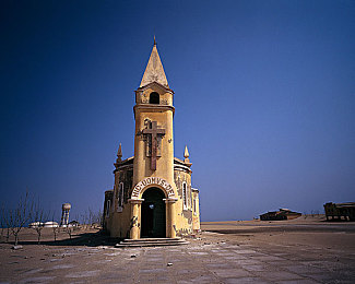 张律渝最惊艳的一集剧情解析：极速心跳，夜幕下的方向盘与人性抉择之旅-1