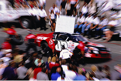 被两老中医揉捏双乳高潮：《歧路旅人2》职业搭配深度解析，战斗节奏如何引爆策略高潮-3