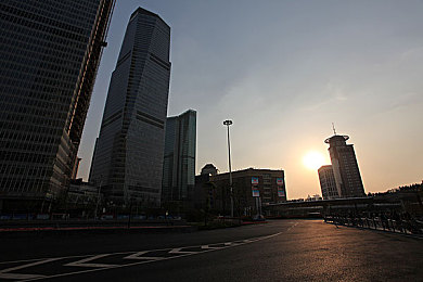 男生女生差差很痛的app：双人竞速新纪元，极致同步考验灵魂协作的硬核驾驶之旅