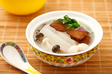 黄软件下载3.0.3免费安装：霓虹飞驰，破解迷途，街头荣耀的合法竞速之道