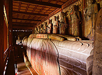 av国产成人：速度与情怀交织，国产汽车文化驶入游戏新篇章