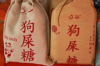 中国AV。:国产竞速新作登场,真实授权车型与城市赛道等你征服-1