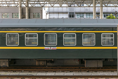 乳液逛飚:未来赛车新纪元,智能流体金属开启极速变形狂飙-2