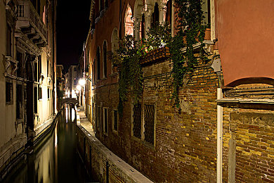 91麻豆精品传：当收藏家握紧方向盘，传奇车库在赛道诞生