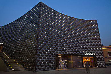 男生与女生一起差差软件：双人协同驾驶之旅，差异互补共赴极速挑战