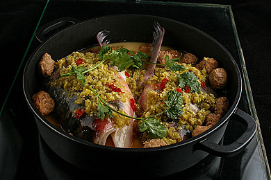 女人和男人拔萝卜：合作驾驶新体验，救援萝卜的欢乐挑战-2