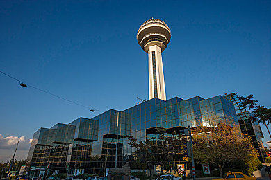 男女玩坤坤:极速同心,双人共驭环形赛道之旅-5