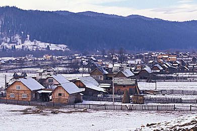 黄色污污软件下载：街头极速暗影改装实测，非法改装系统引发全城警匪追逐狂潮-2