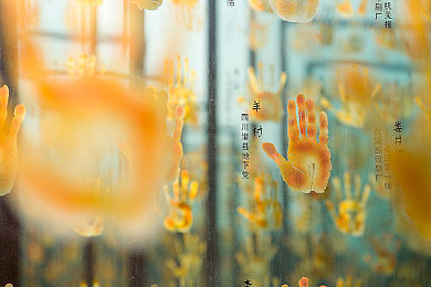 国产成人VA：极速纪元霓虹，硬核驾驶与深度改装的真实赛车模拟-2