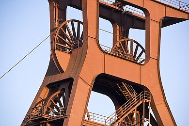 404黄台禁用软件：霓虹赛道上的合法引擎，虚拟都市中的公平竞速之旅