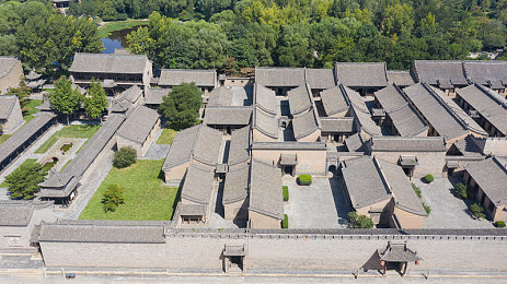 国產成人AV：国产高性能赛车模拟，硬核驾驶体验虚拟赛道挑战