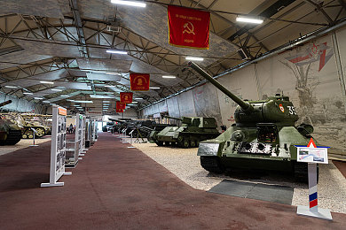 亚洲论坛一区:探秘虚拟东方都市赛道,极致竞速体验与专业攻略全解析-3