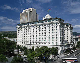 oppo3.0.3每天无限次破解版大全功能介：雨幕狂飙，地平线上的硬核驾驶艺术与赛道征服全指南