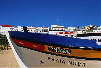 精东麻豆天美91传媒：未来都市竞速，驾驶抉择改变赛博命运-2