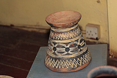 二人激烈打扑克：极速牌手狂飙对决今日上线，卡牌竞速引爆策略狂潮