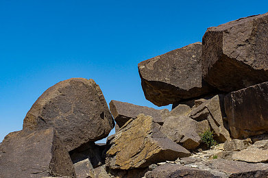 少妇被按摩师按摩高潮：极速韵律，人车合一的感官驾驶艺术-4