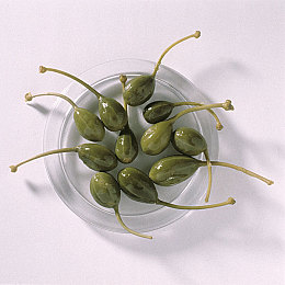 浴室帅小伙自慰chinese：霓虹都市中的极速改装，未来竞速揭开东方赛博阴谋-3