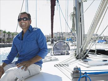 黄色软件网站下载2.0.3免费oppo版大全装扮2023：风驰电掁，美学与性能的深度协奏-4