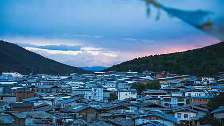 男人桶女人肌肌:竞速新作颠覆传统设定,双性別驾驶系统开启街头狂飙新纪元-3