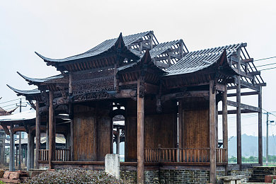 18岁禁止进入的app：极速边界，真实狂飙，驾驭心智的硬核赛道-5