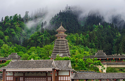 男人和女人在床的app：双人协作驾驶新体验，默契考验共闯未来关卡