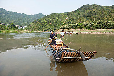 男生桶女生APP：双人竞速新游上线，默契协作挑战动态赛道-2