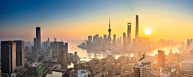 男同志：轰鸣引擎间，共赴地平线的默契征程-1