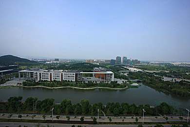 男生女生啪啪APP：双人共驾竞速新游上线，默契协作决胜赛道，真实物理与动态调校打造独特体验-2