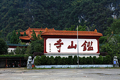 世界最让人不安III：驾驶模拟新高度，在心跳仪表盘上直面心理恐惧