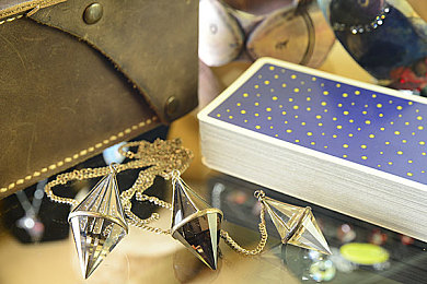 网络黑市的入口:极速暗网开放世界,动态黑市与深度改装系统揭秘-2