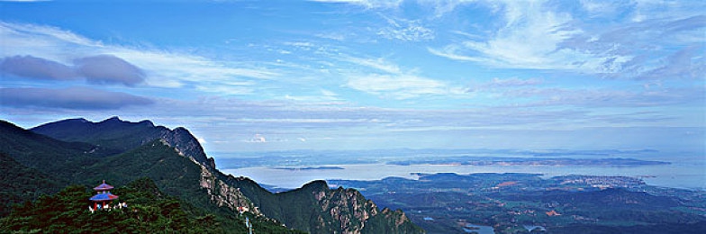 婷婷色综合：霓虹光谱，极速合成，幻影轨迹的竞速艺术-2