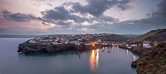 黄色软件大全3.30：极限竞速地平线5黄金车队打造全攻略，涂装调校一网打尽-3