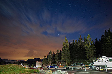 亚洲一区二区二区：竞速新篇章，顶尖服务器晋级战术与车辆调校全解析-1