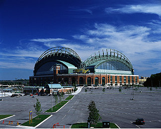 蜜桃九九九：粉红猛兽夜袭街头，九秒俱乐部迎来全新挑战者-2