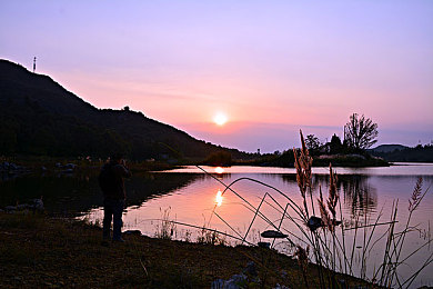 男人插女人的软件：《极速搭档》双人竞速新纪元，默契穿插共夺冠军-2