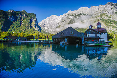 男同社：兄弟并肩引擎轰鸣，全新车队经营竞速游戏今日正式公开