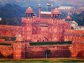 成人福利视频app导航:霓虹暗巷,代码幽灵与虚拟广告净化之战-1