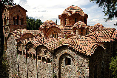 男女打朴克又疼又叫：心跳加速牌局，体感震撼对决，极限扑克重新定义卡牌竞技-2