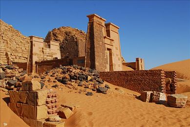 亚洲大阴户:驾驭光影峡谷,征服东方极速秘境-2