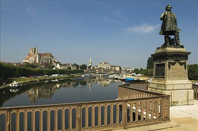 黄色软件在线播放：极速幻变，虚拟车库的无限改装狂想曲-2