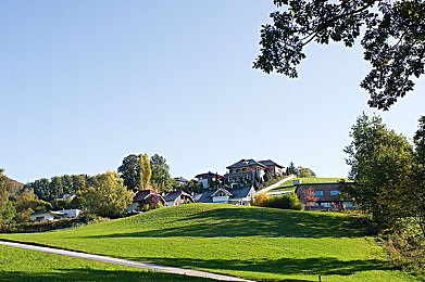 女生玩男生坤坤:极限竞速新潮流,女性玩家以技术打破赛道刻板印象-2