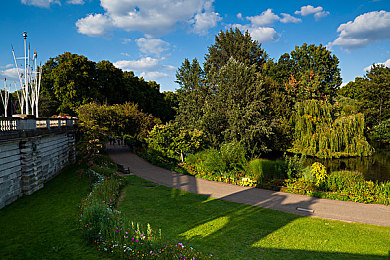 又疼又叫:痛楚与狂喜交织,征服拟真驾驶的终极试炼-3