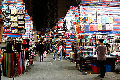 亚洲niry欣赏pics大全：夜幕极速，光影都市的漂移诗篇与收藏之旅-2